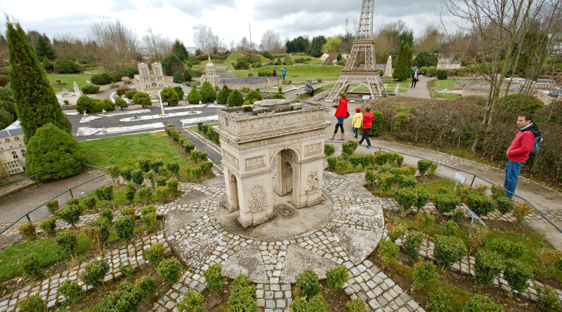 Park miniatur France Miniature – cała Francja w jeden dzień!