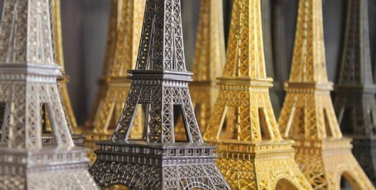 Pamiątki z Paryża – 10 rzeczy, które warto kupić