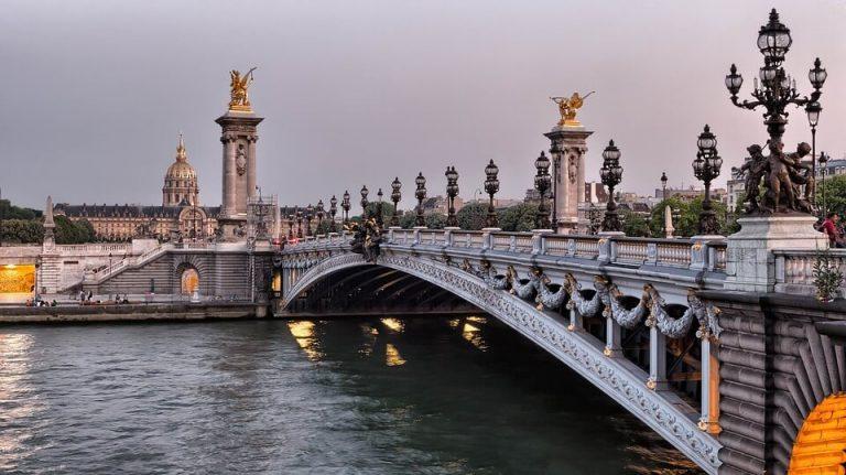Most Aleksandra III – najpiękniejszy most w Paryżu