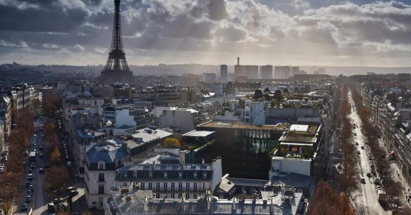 Ile kosztują mieszkania w Paryżu? Porównanie względem polskich miast