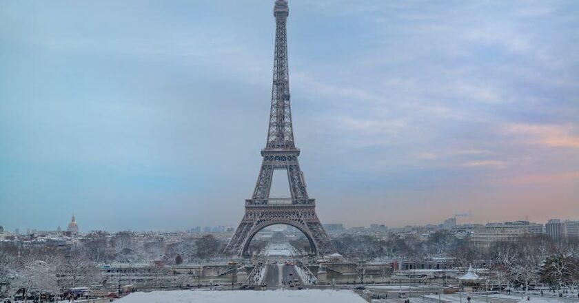 Ferie zimowe w Paryżu: co zobaczyć? Jak się przygotować?